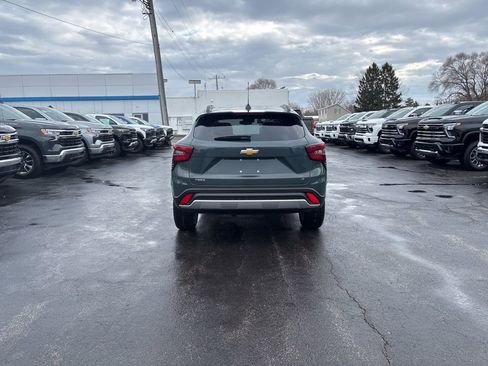 New 2026 Chevrolet Trax LT w/ Driver Confidence Package image 5