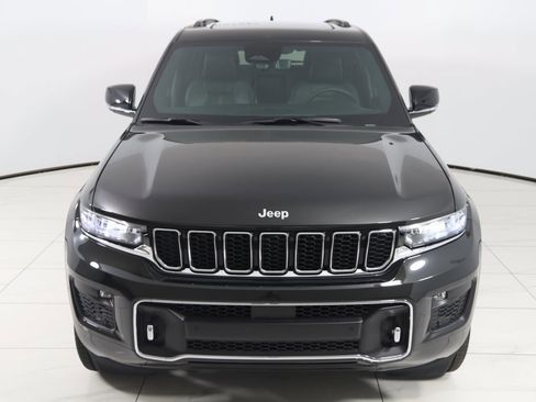 Used 2024 Jeep Grand Cherokee Overland w/ Luxury Tech Group IV image 55