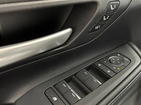 New 2026 Toyota Grand Highlander AWD Hybrid image 40