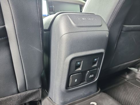 Used 2023 Ford Bronco Wildtrak image 18