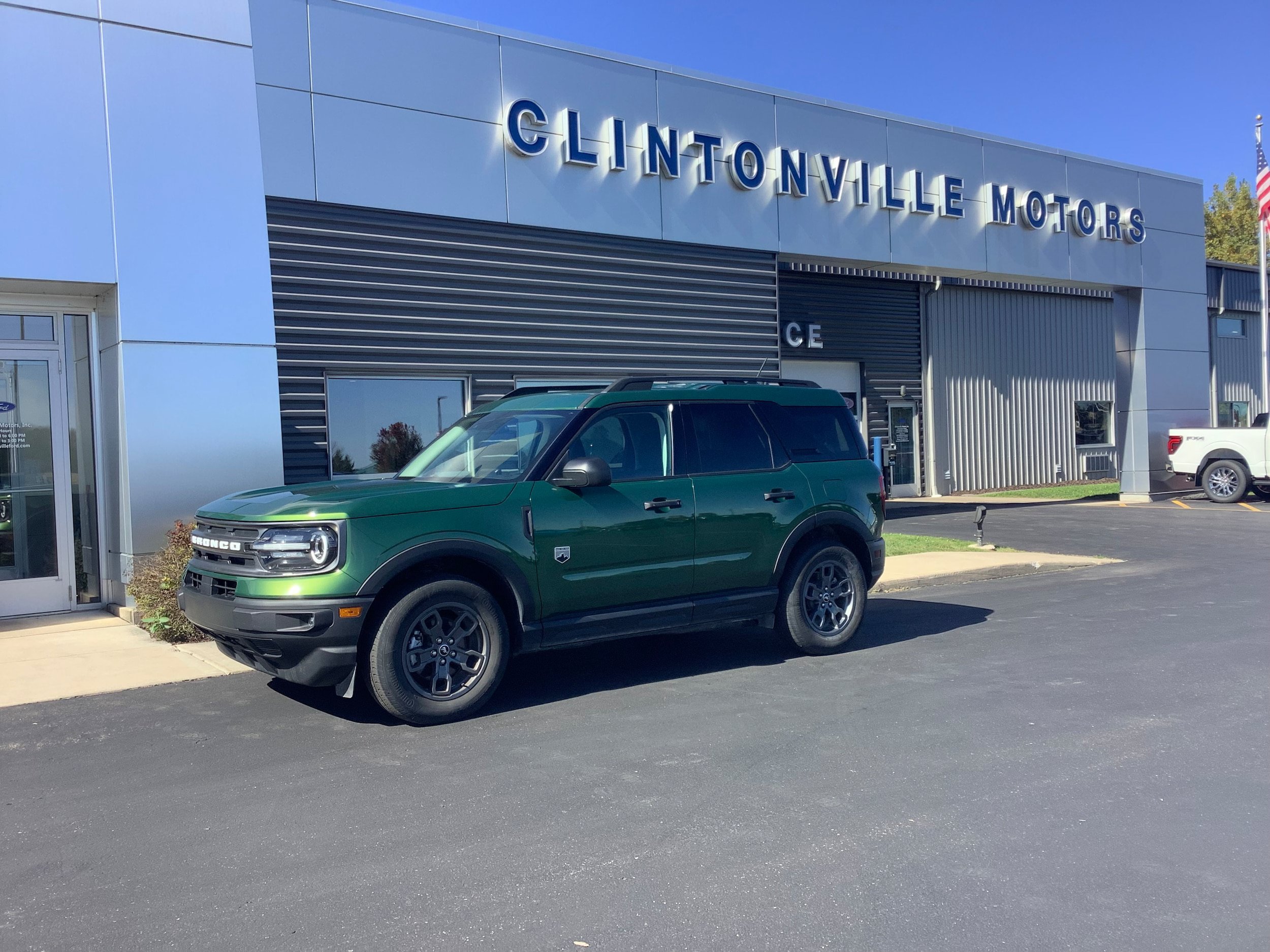 Used 2024 Ford Bronco Sport Big Bend w/ Convenience Package AWD/4WD image 1