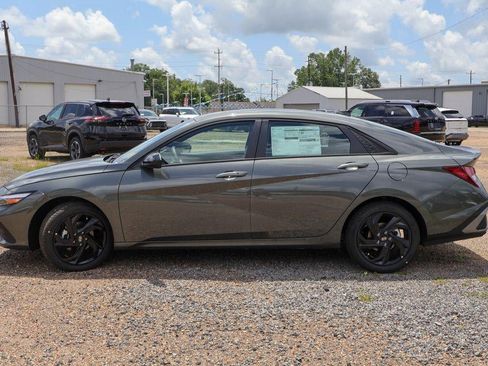 New 2026 Hyundai Elantra Sport FWD image 29
