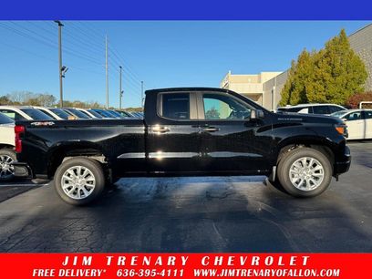 New 2026 Chevrolet Silverado 1500 Custom w/ LPO, Dark Essentials Package