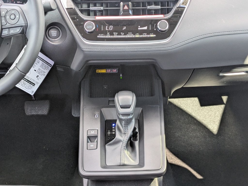 New 2026 Toyota Corolla Cross LE FWD image 17
