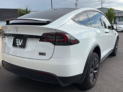 Used 2023 Tesla Model X Plaid AWD/4WD image 8