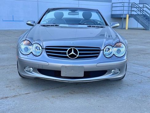Used 2004 Mercedes-Benz SL 500 image 2
