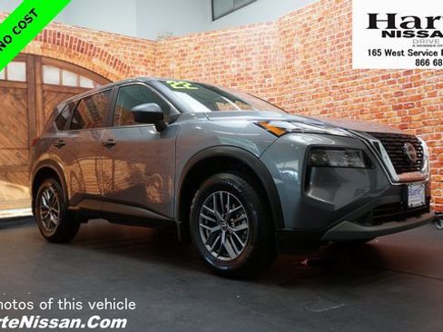 Certified 2022 Nissan Rogue S image 1