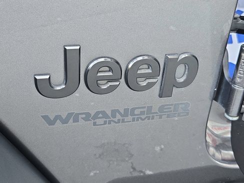 Used 2020 Jeep Wrangler Unlimited Sport AWD/4WD image 35