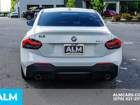 Used 2024 BMW 230i Coupe w/ Premium Package RWD image 11