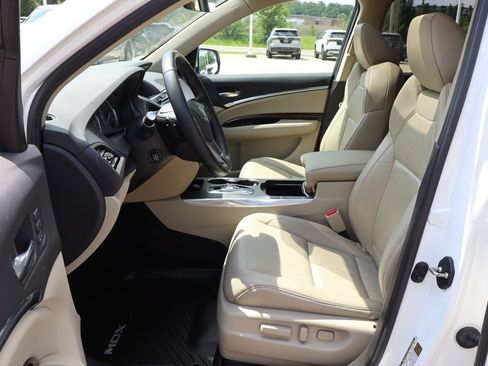 Used 2017 Acura MDX SH-AWD image 9