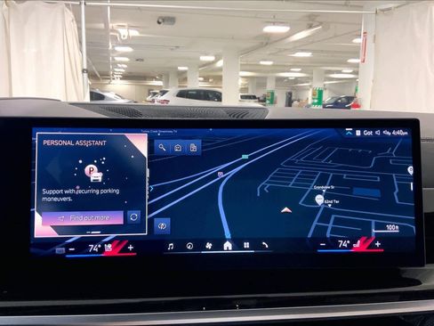 New 2026 BMW X7 xDrive40i w/ Executive Package image 16