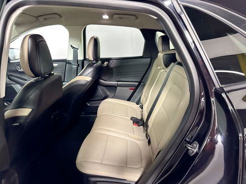 Used 2021 Ford Escape SEL image 19