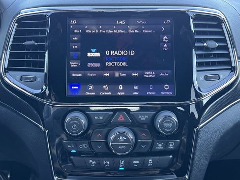 Used 2020 Jeep Grand Cherokee SRT image 6