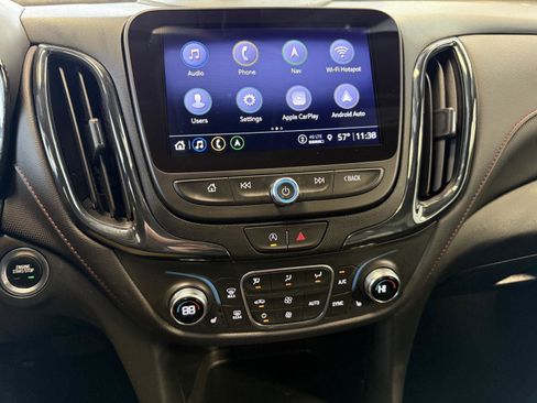 Used 2022 Chevrolet Equinox RS w/ RS Leather Package image 26