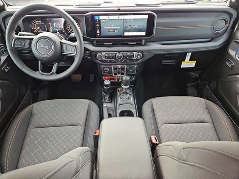 New 2026 Jeep Gladiator Mojave image 15