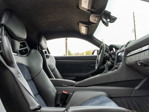 Used 2025 Porsche 718 Cayman GT4 RS w/ Weissach Package image 48