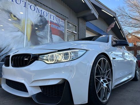 Used 2017 BMW M4 Coupe image 7
