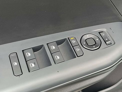 New 2026 Kia K4 LXS image 26