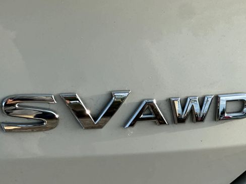 Certified 2020 Nissan Rogue SV image 15