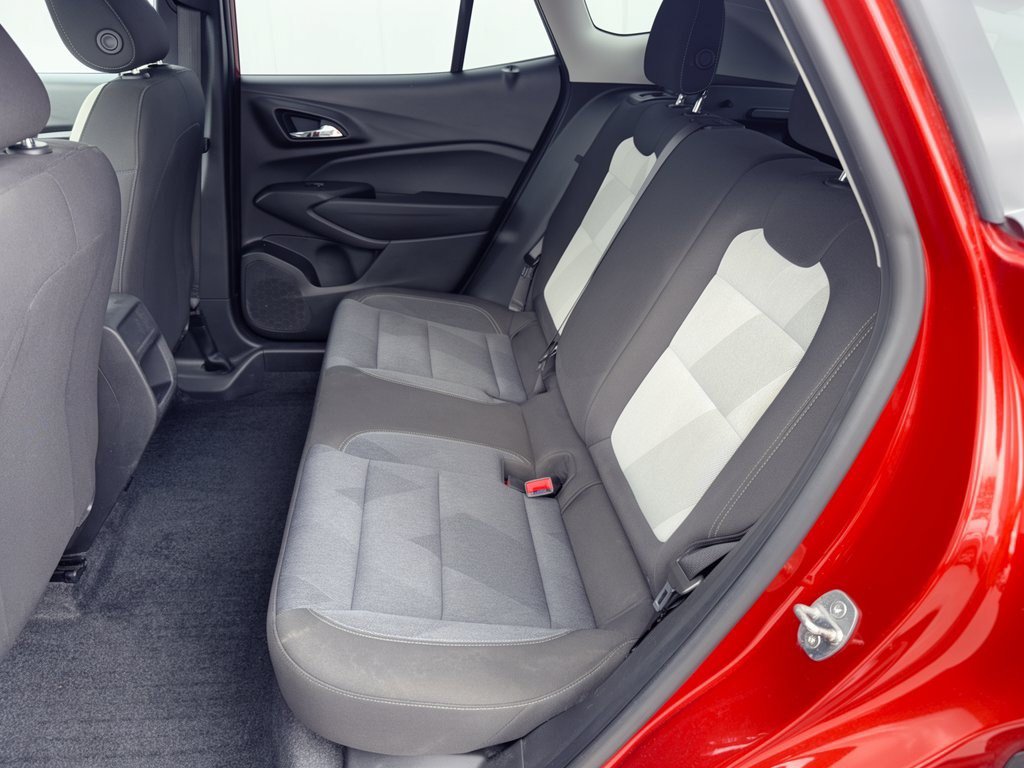 Used 2024 Chevrolet Trax LS w/ LS Convenience Package FWD image 25