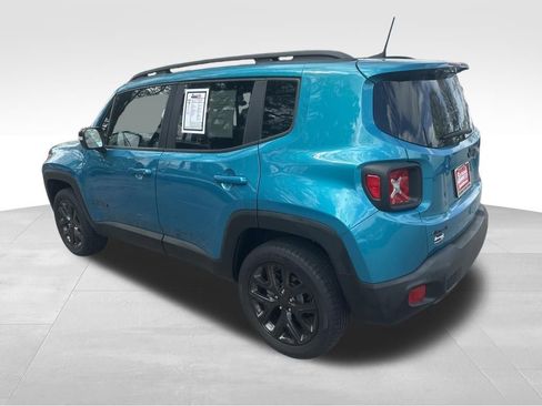 Used 2022 Jeep Renegade Altitude w/ Sun/Sound Group image 9