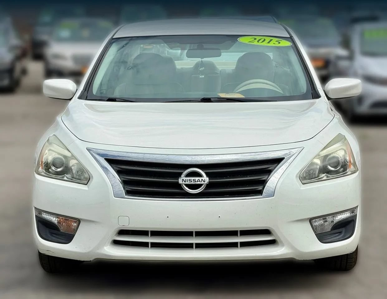 Used 2015 Nissan Altima 2.5 S w/ Sport Value Package FWD image 4