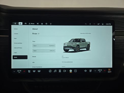 Used 2022 Rivian R1T Launch Edition image 27