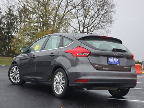 Used 2017 Ford Focus Titanium image 10