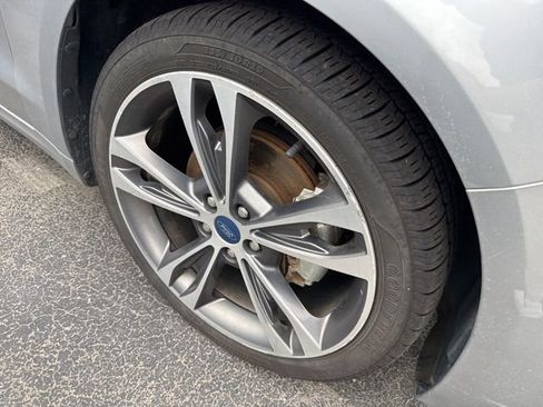 Used 2020 Ford Fusion Titanium image 10