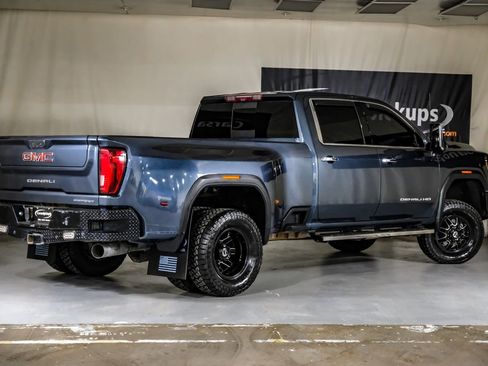 Used 2020 GMC Sierra 3500 Denali w/ Denali Ultimate Package image 6