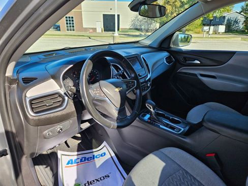 Used 2024 Chevrolet Equinox LT image 23