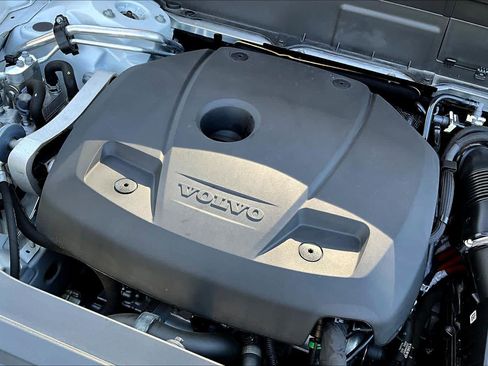 Used 2023 Volvo XC90 T8 Plus w/ Protection Package Premier image 30