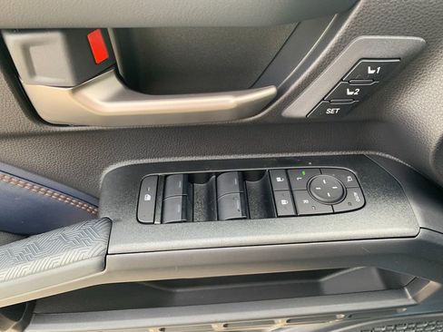 New 2026 Toyota 4Runner Platinum image 12