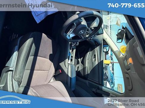 Used 2024 Nissan Sentra SV FWD image 21