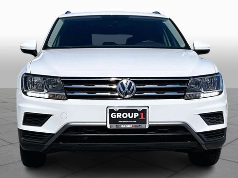 Used 2020 Volkswagen Tiguan SE image 4