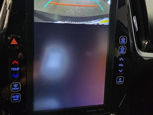 Used 2021 Toyota Prius Prime Limited image 42