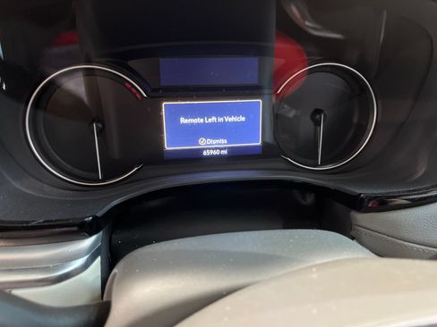 Used 2023 Cadillac XT5 Premium Luxury w/ LPO, Floor Liner Package AWD/4WD image 5