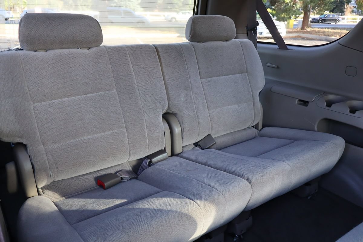 Used 2001 Toyota Sequoia SR5 AWD/4WD image 22