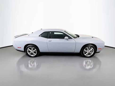 Used 2022 Dodge Challenger SXT w/ Cold Weather Group image 8