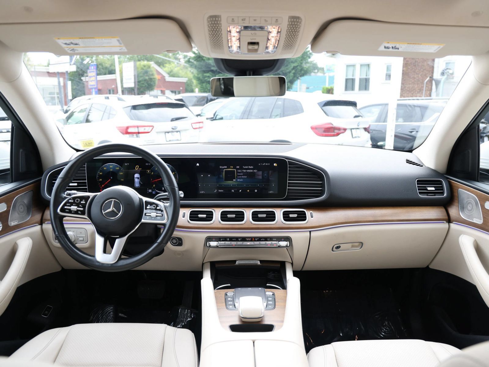 Used 2022 Mercedes-Benz GLE 350 4MATIC w/ AMG Line Exterior image 13