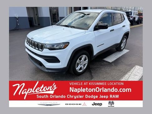 Used 2023 Jeep Compass Sport image 1