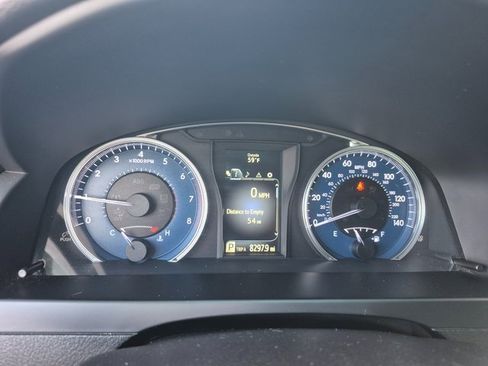 Used 2017 Toyota Camry XLE image 21