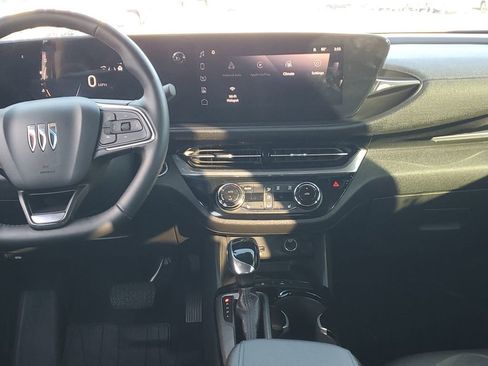 Certified 2024 Buick Envista Sport Touring w/ Convenience I Package image 28