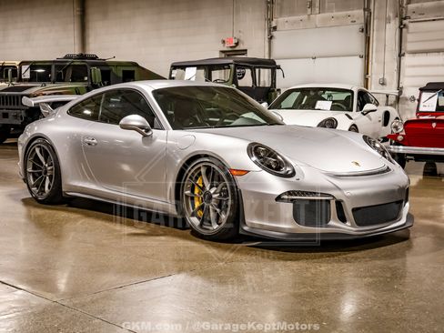 Used 2016 Porsche 911 GT3 RWD image 26