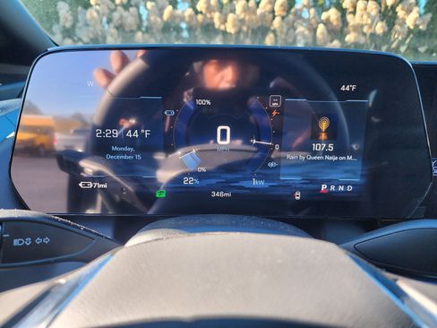 New 2026 Chevrolet Equinox EV LT image 30