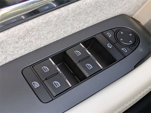 Certified 2025 MAZDA CX-90 3.3 Turbo S w/ Premium Plus image 19