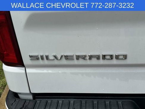 Certified 2022 Chevrolet Silverado 1500 Custom AWD/4WD image 8