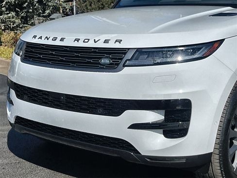 New 2026 Land Rover Range Rover Sport SE image 9