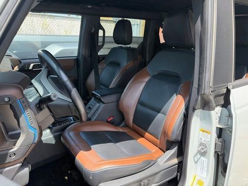 Used 2023 Ford Bronco Outer Banks AWD/4WD image 65