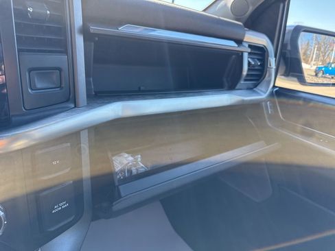 Used 2023 Ford F150 Lariat image 27
